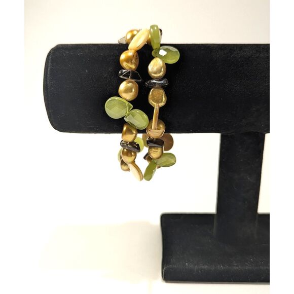 Green Gold and Cream Bead and Stone Bracelet - Picture 2 of 8